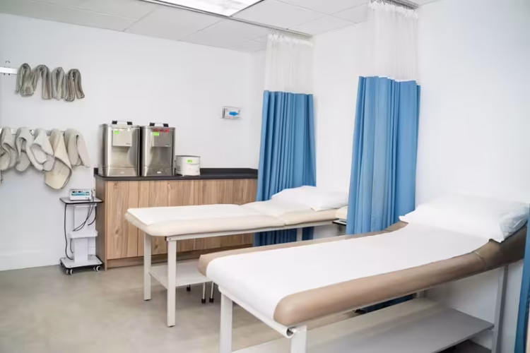 Physical Therapist near Alameda, FL